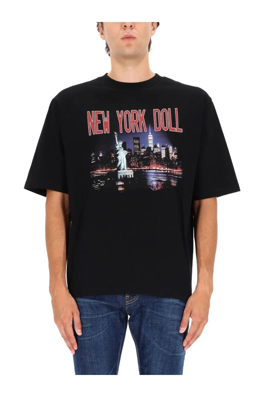 Dsquared2 men’s black cotton t-shirt with vibrant nighttime New York City skyline and statue of liberty graphic