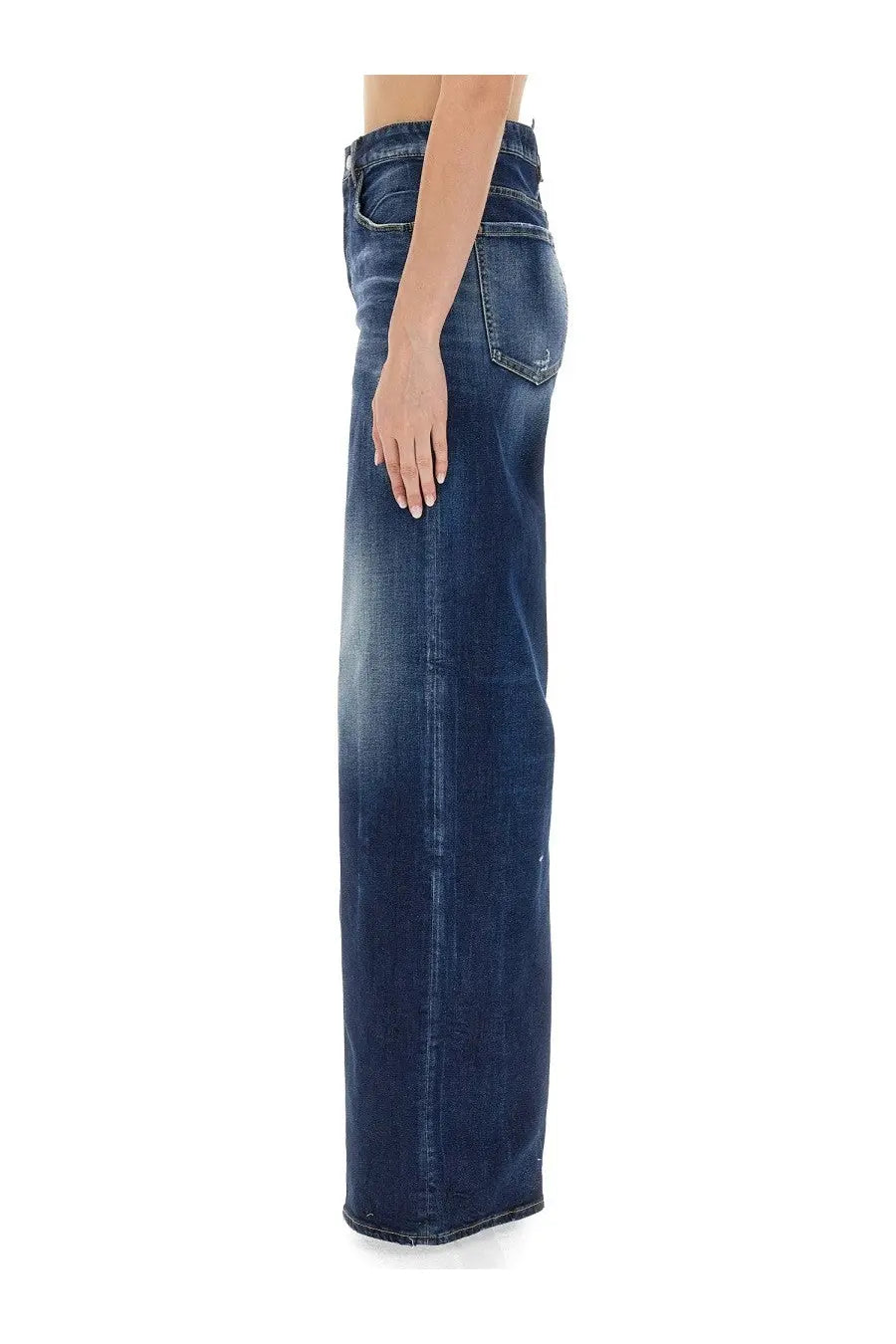 Dsquared2 women’s traveller jeans in dark-wash denim with high-rise straight-leg cut and classic stitching details