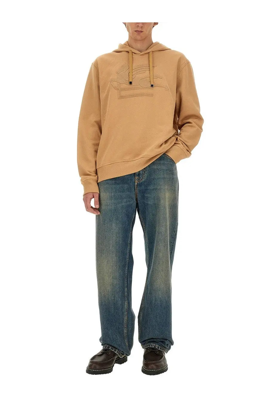 Etro men’s beige hooded sweatshirt made of soft fabric with subtle embroidered logo on the chest