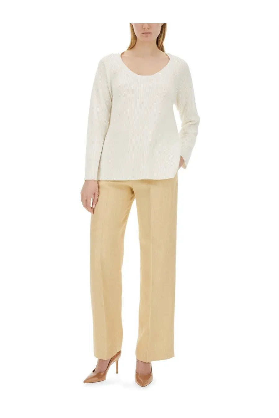 Fabiana Filippi women’s cream long-sleeved knit neck sweater with soft ribbed texture and rounded neckline