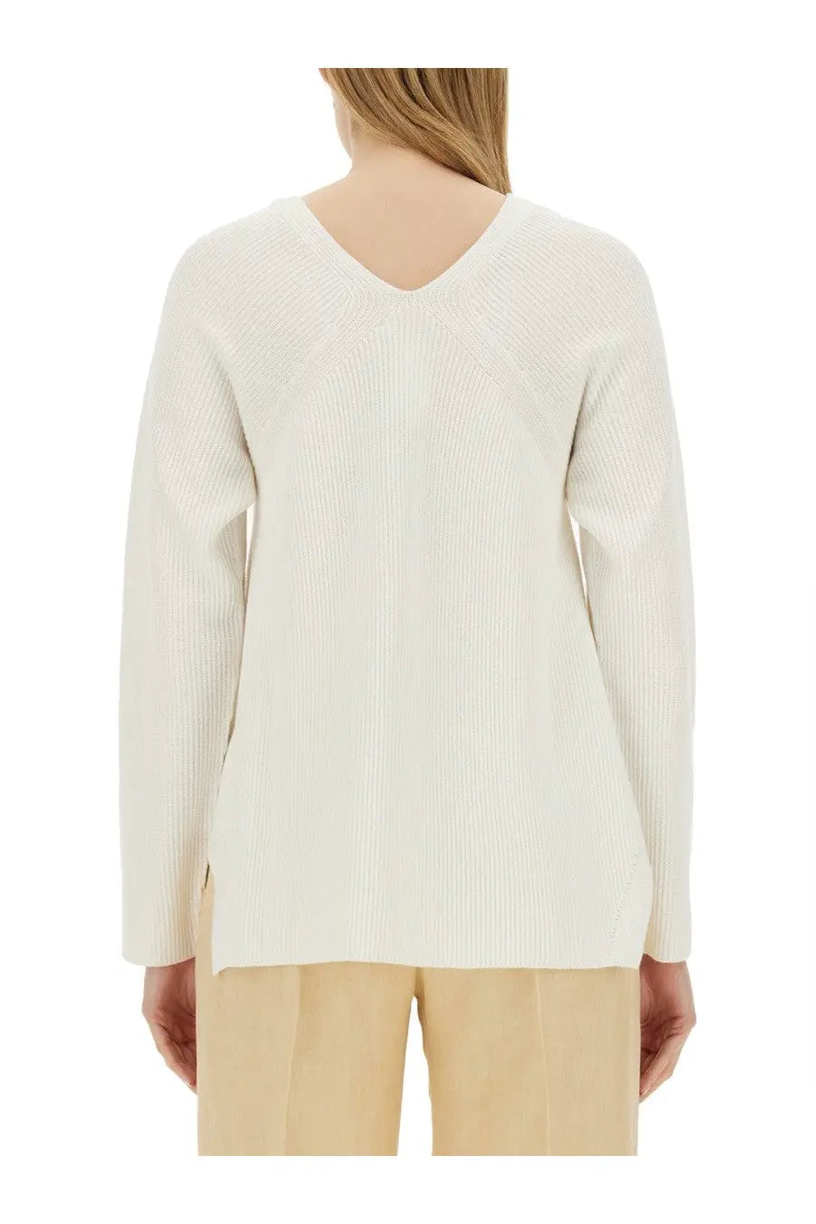 Fabiana Filippi women’s cream-colored ribbed knit sweater with v-neckline and long sleeves in white