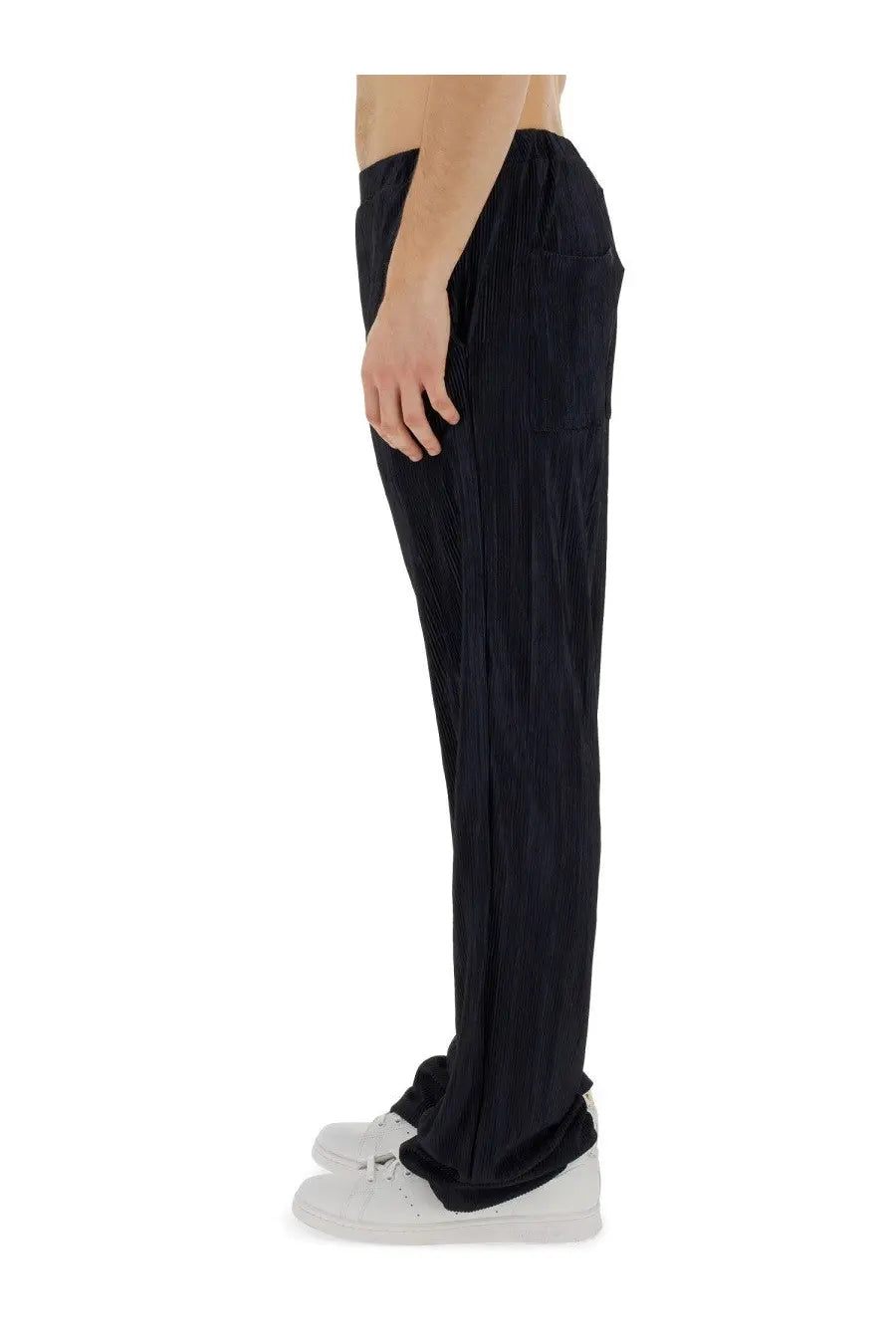 Family first men’s pleated pants black relaxed fit with side pockets in soft comfortable fabric