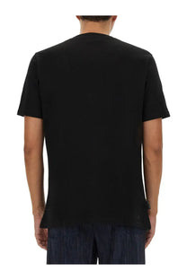 Family first men’s black short-sleeved crew neck t-shirt made of soft cotton for casual wear