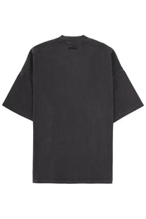 Fear of god essentials men’s black oversized t shirt with relaxed fit and short sleeves for casual wear