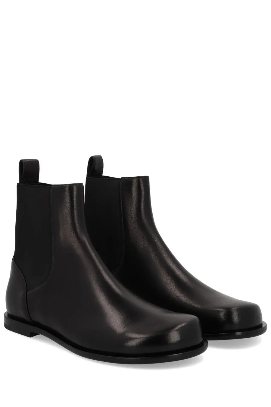 Fendi men’s black leather Chelsea squared FF boot with sleek minimalist design and elastic side panels