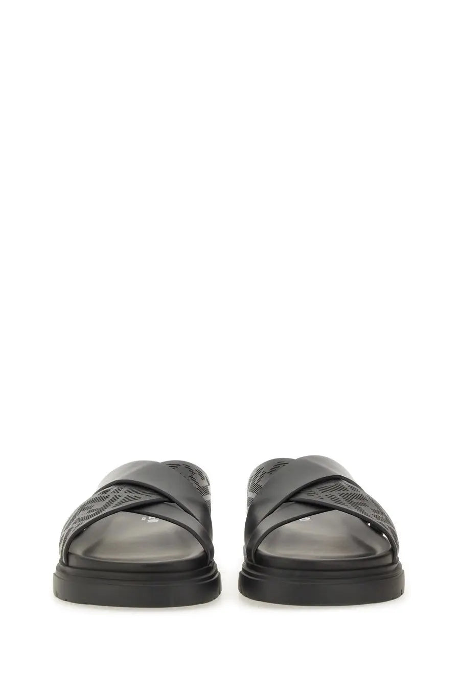 Fendi men’s slide sandal black with textured repeating logo straps and chunky rubber sole