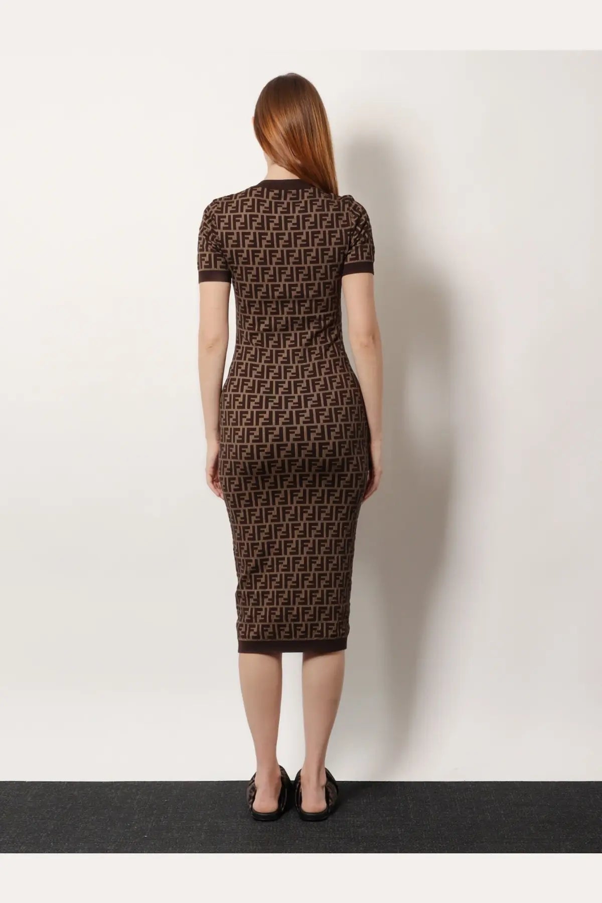 Fendi women’s brown and black ff logo knit midi dress with short sleeves made from cotton blend