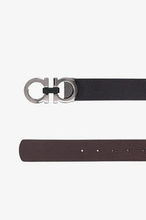 Ferragamo men’s reversible black leather belt with silver-toned gancio buckle for versatile wear