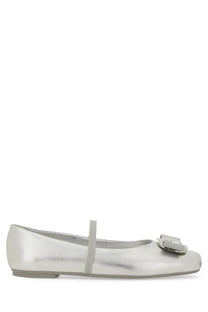 Ferragamo women’s dancer new vara silver metallic flat shoe with strap and buckle detail