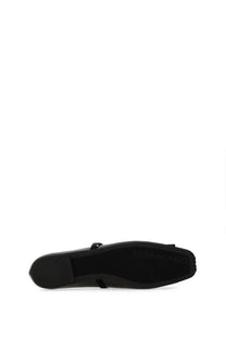 Ferragamo women’s dancer zina black leather flat shoe with sleek minimalist design and subtle sole branding