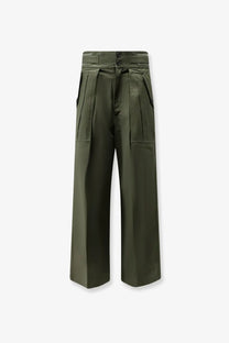 The Frankie Shop women’s tova cargo cotton trousers in olive green feature wide legs high waist button closure and front pockets