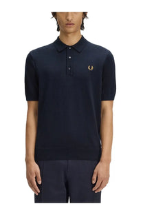 Navy blue fred perry men’s polo shirt with gold embroidered laurel wreath logo in cotton fabric