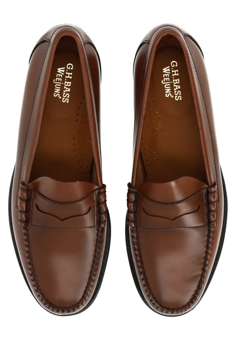 Brown leather g.h. bass men’s mocassino weejun heritage larson brown loafer showing back side view