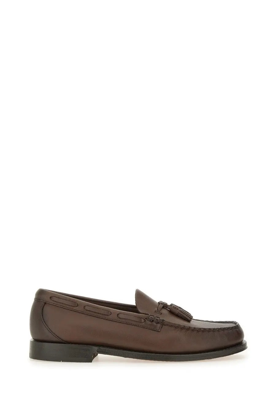 Brown leather tassel loafer with moccasin design and dark rubber sole from G.H. Bass men’s Larkin brown collection