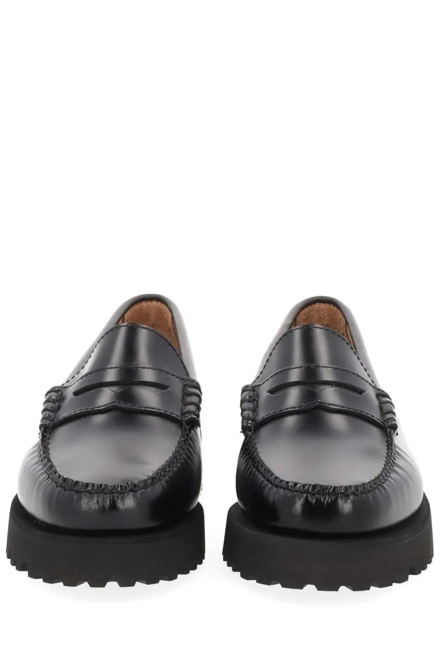 Black patent leather loafers with thick textured rubber sole and decorative stitching g.h. bass women’s moccasin weejuns 90s penny black