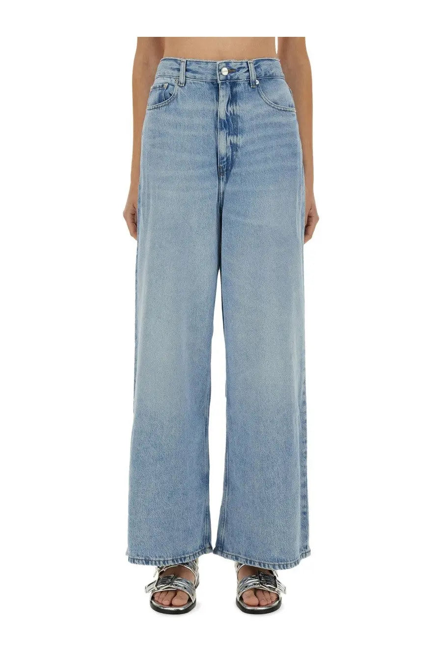 Ganni women’s baggy blue jeans in light-wash denim with high-rise wide legs five-pocket design and frayed hems