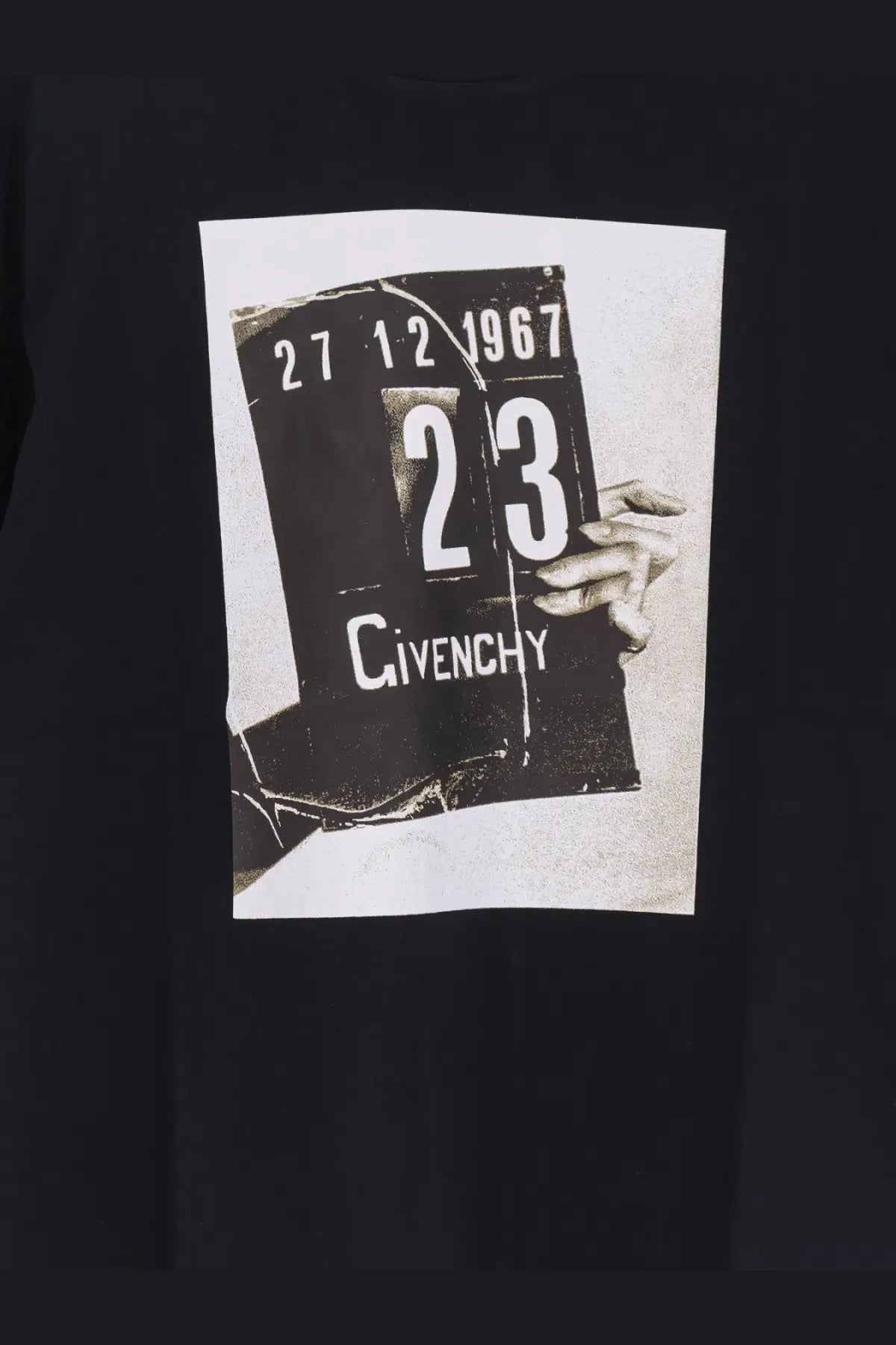 Givenchy men’s black cotton t shirt with distressed black and white graphic of hand holding vintage scoreboard design