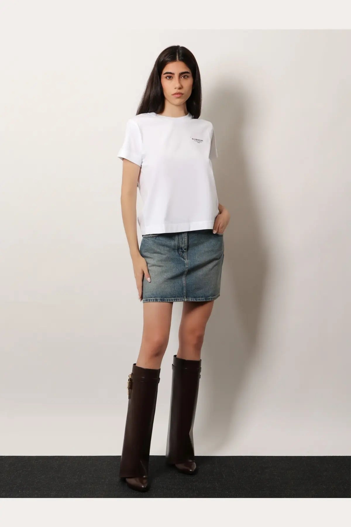 Givenchy women’s white cotton t-shirt with a small black logo on the left chest area