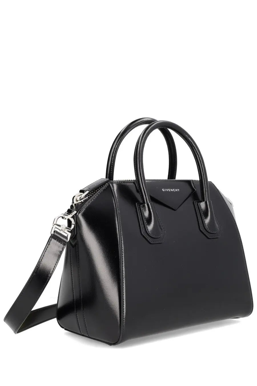 Givenchy women’s small antigona bag in black glossy leather with silver-tone hardware for stylish use