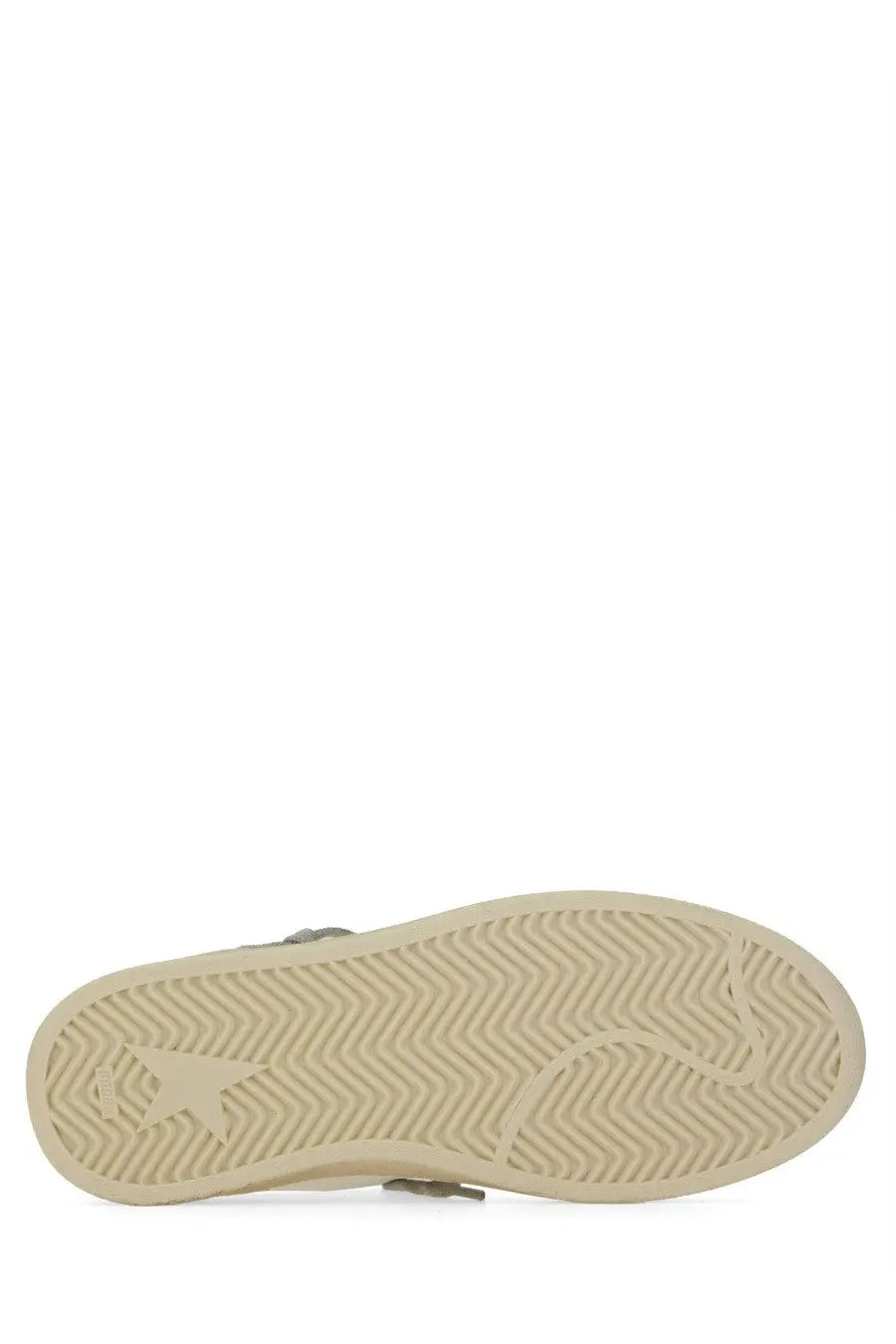 Back view of golden goose women’s ballstar sneaker white with beige rubber sole and embossed star logo on heel