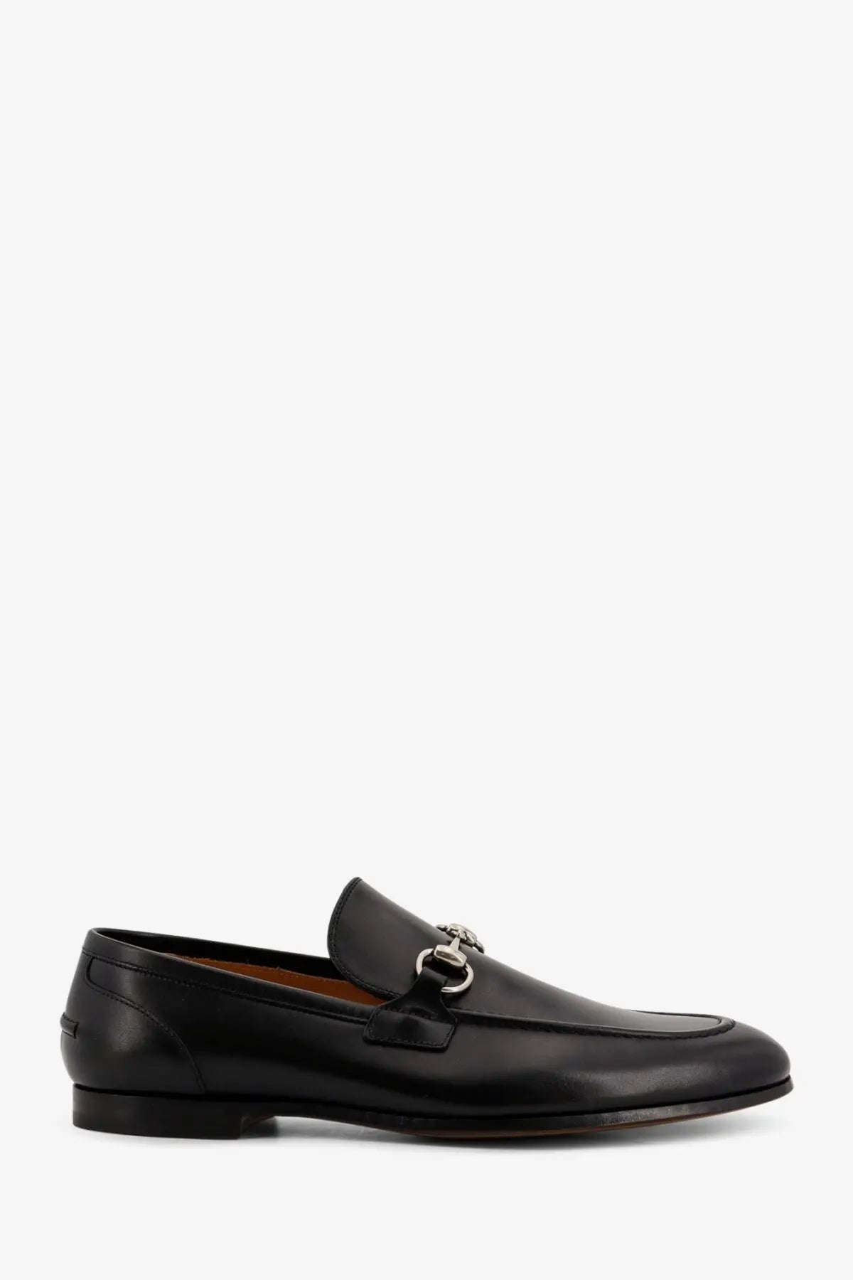 Gucci men’s Jordaan leather loafers black with silver horsebit buckle in smooth leather finish
