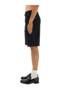 Gucci men’s short GG jacquard black cargo shorts with sleek modern cut and subtle stitching details
