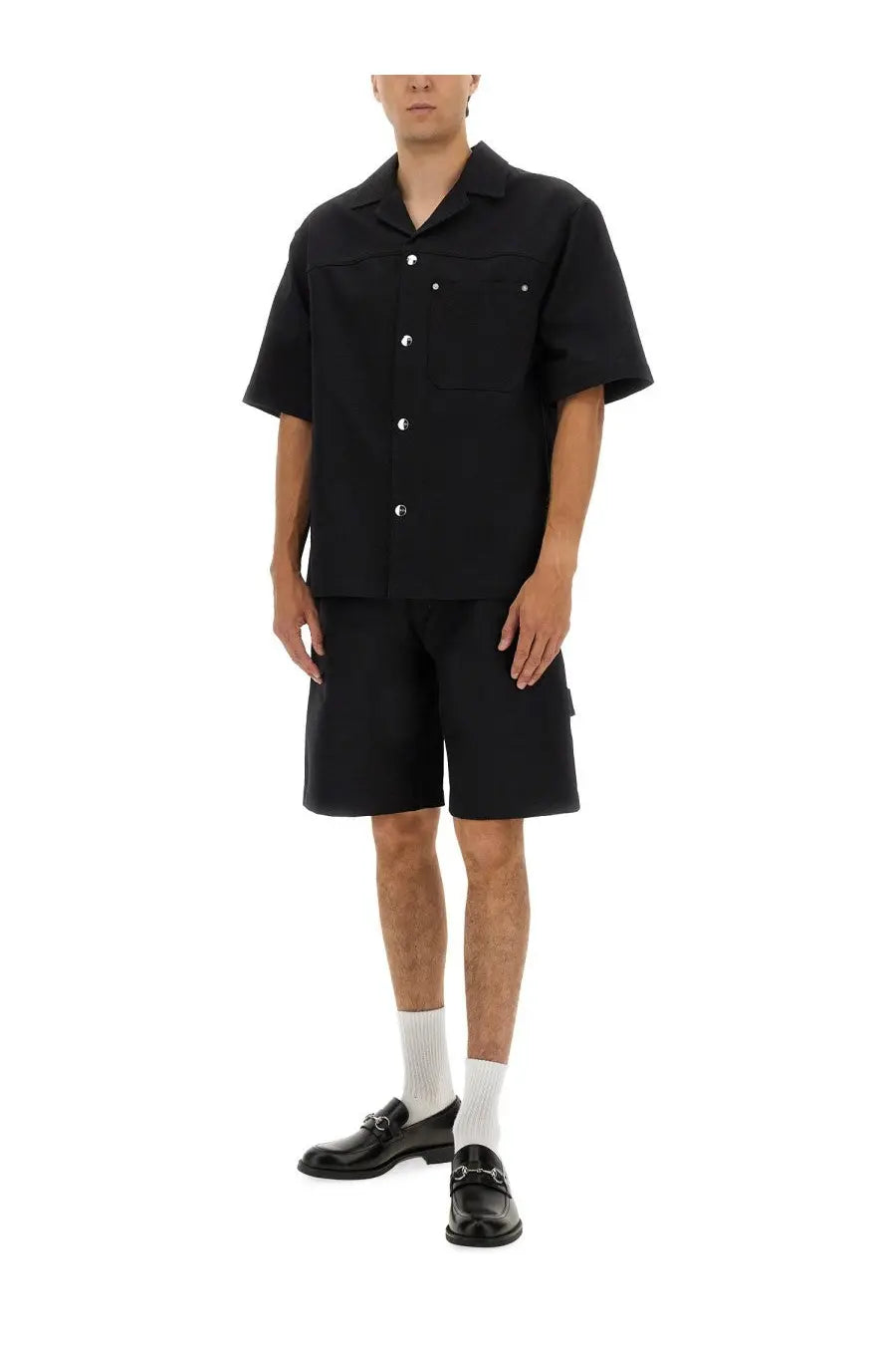 Gucci men’s short GG jacquard black short-sleeved button-up shirt with silver buttons and two chest pockets