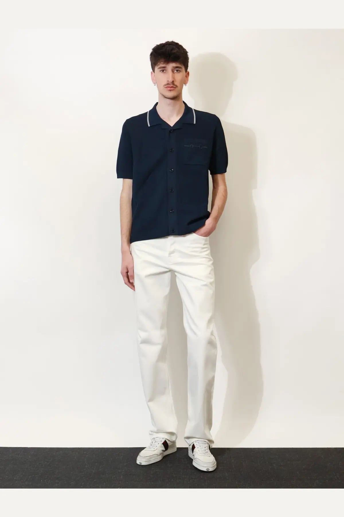 Gucci men’s navy blue viscose blend polo shirt with white contrast trim on collar and placket short sleeves