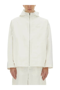Gucci men’s white hooded jacket with full-length zipper and subtle chest branding in sweatshirt material