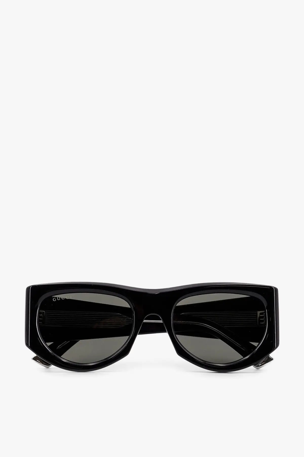 Gucci women’s black acetate sunglasses with rectangular frames and dark gray lenses with a glossy finish