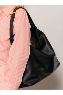 Black leather gucci womens beatrix large shoulder bag with gold hardware and interlocking gg pattern strap