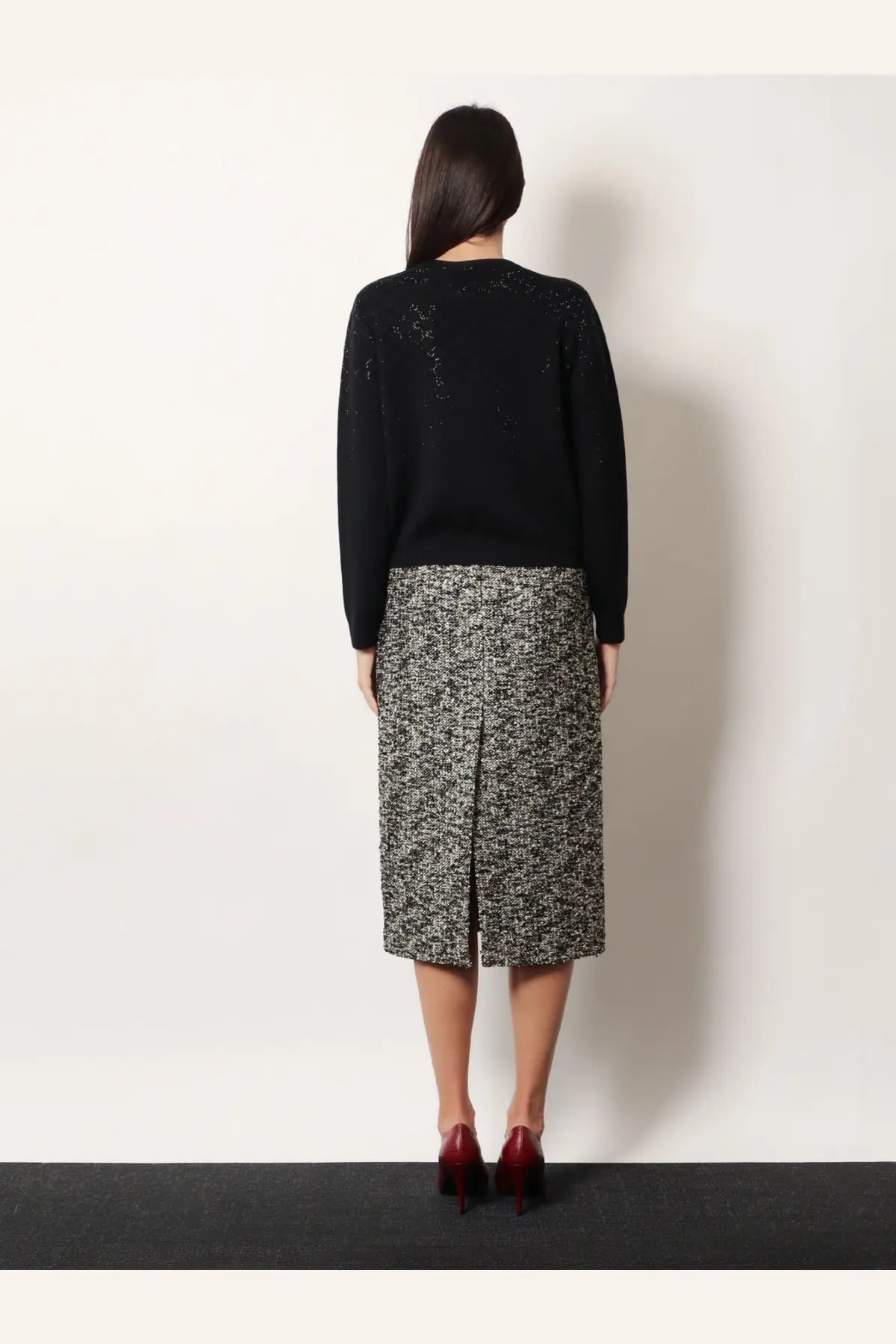 Gucci women’s black and gray tweed midi skirt in laminated bouclé fabric with a central front slit