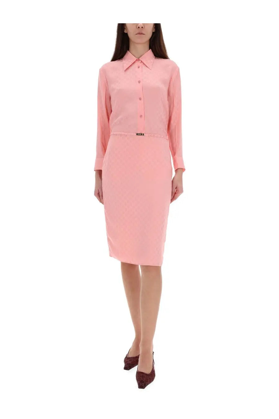 Gucci women’s soft pink silk blouse with long sleeves and classic collar paired with matching pencil skirt