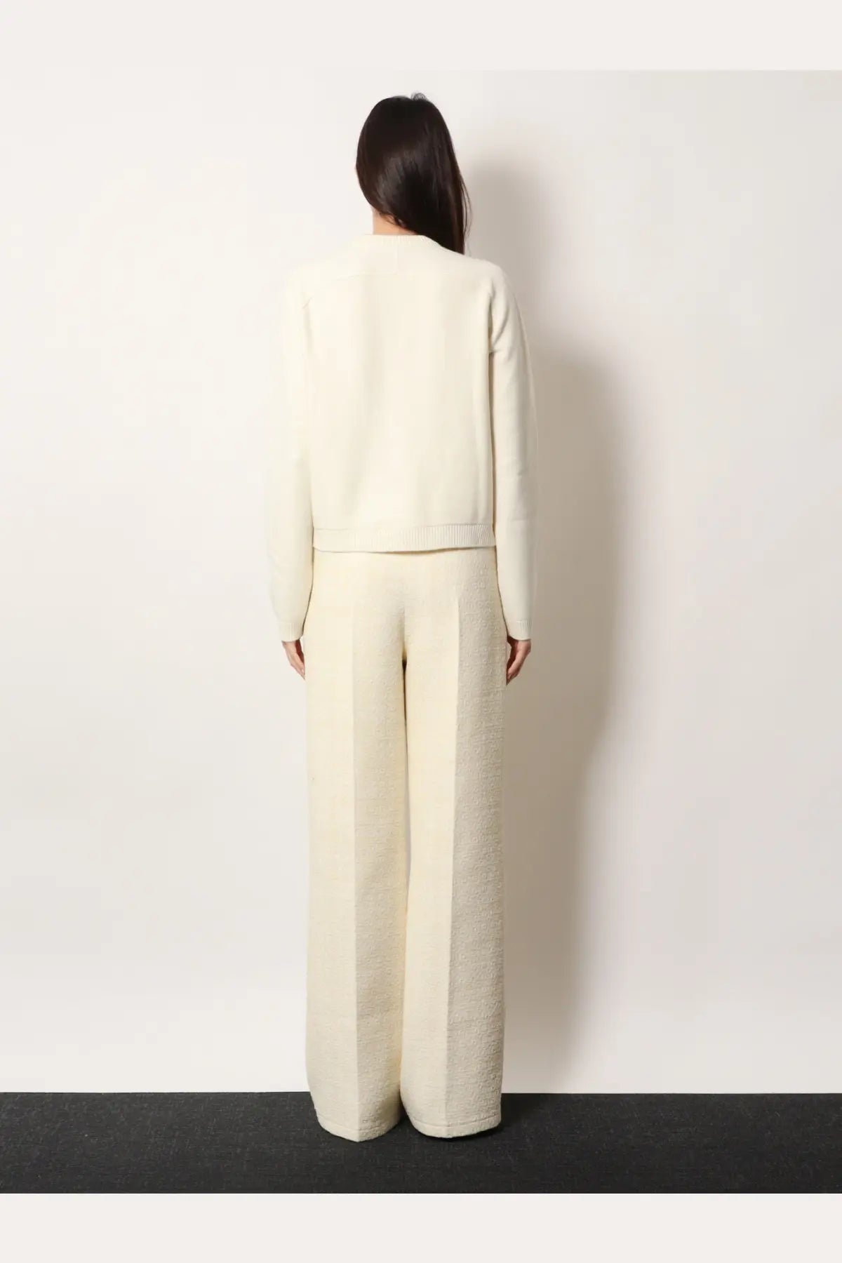 Gucci women’s cream-colored wool and cashmere knit sweater with round neckline and matching wide-leg trousers