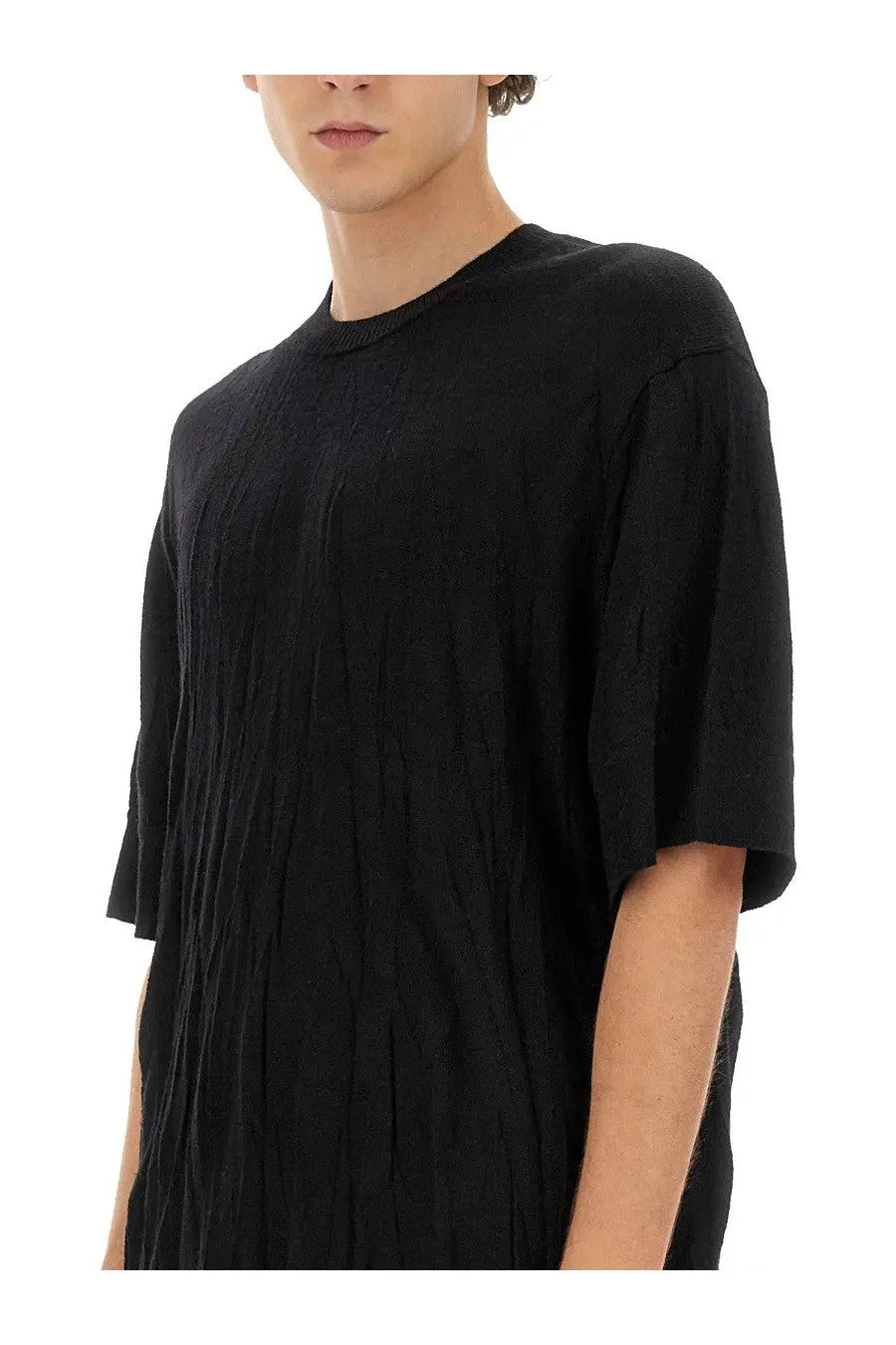 Helmut lang men’s crushed shirt black black pleated cotton t-shirt with relaxed fit and short sleeves
