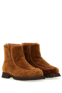 Hereu women’s brown faux fur ankle boots with tan zipper and black rubber sole for stylish winter wear