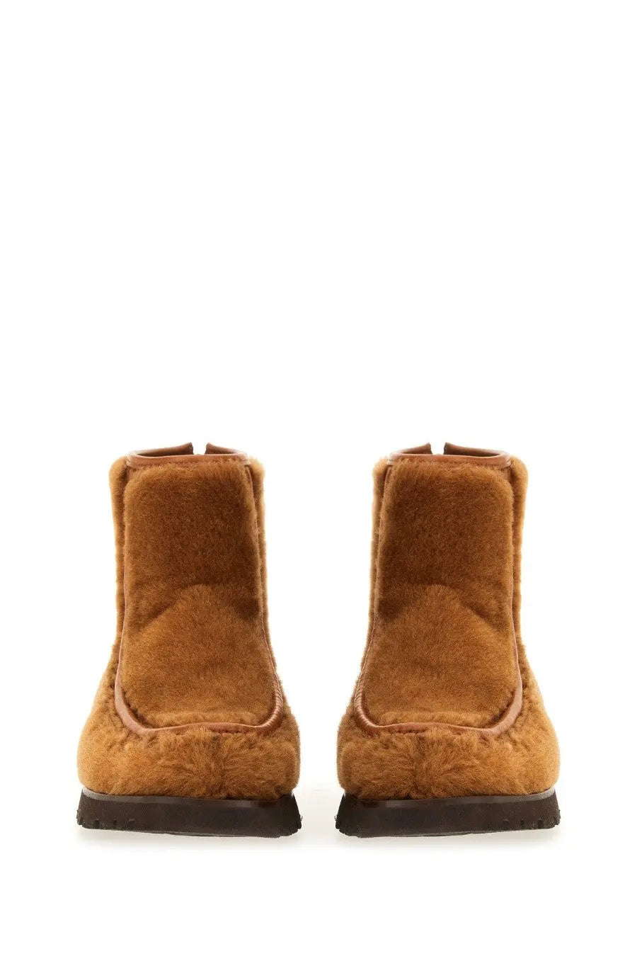 Hereu women’s tan faux fur ankle boots with suede-like texture and dark brown rubber soles