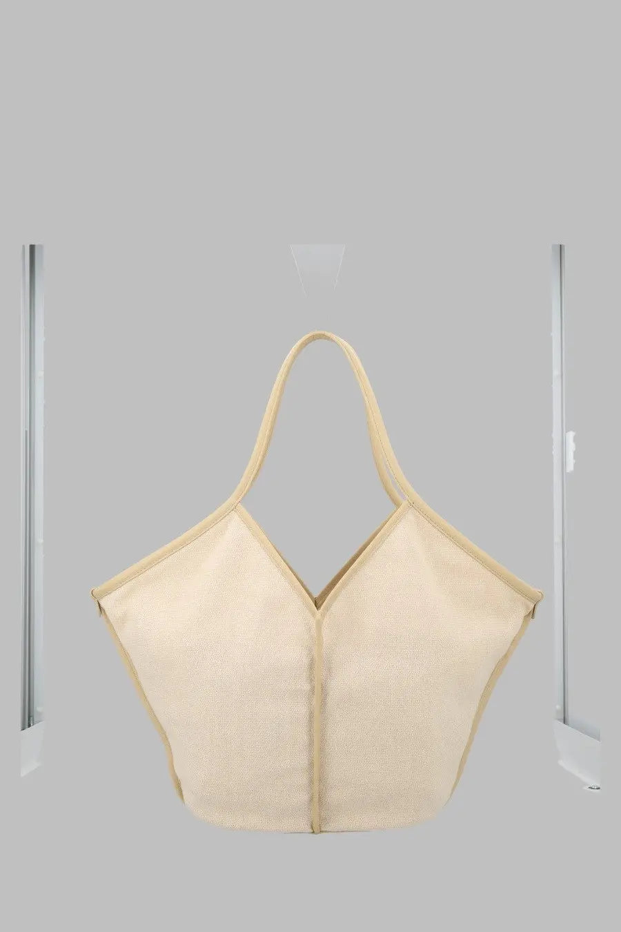 Hereu women’s Borsa Calella beige mesh tote bag with matching handles and central zipper closure in lino white