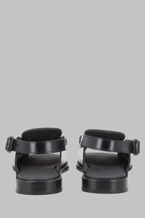 Hereu women’s sandalo sineu black patent leather sandals with minimalist design and adjustable ankle straps