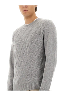 Herno men’s grey cashmere sweater with diamond knit pattern and ribbed crew neck and cuffs