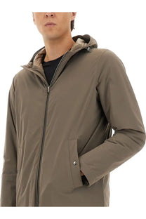 Herno men’s parka resort beige sleek olive green hooded jacket with full-length zipper and contrasting inner lining
