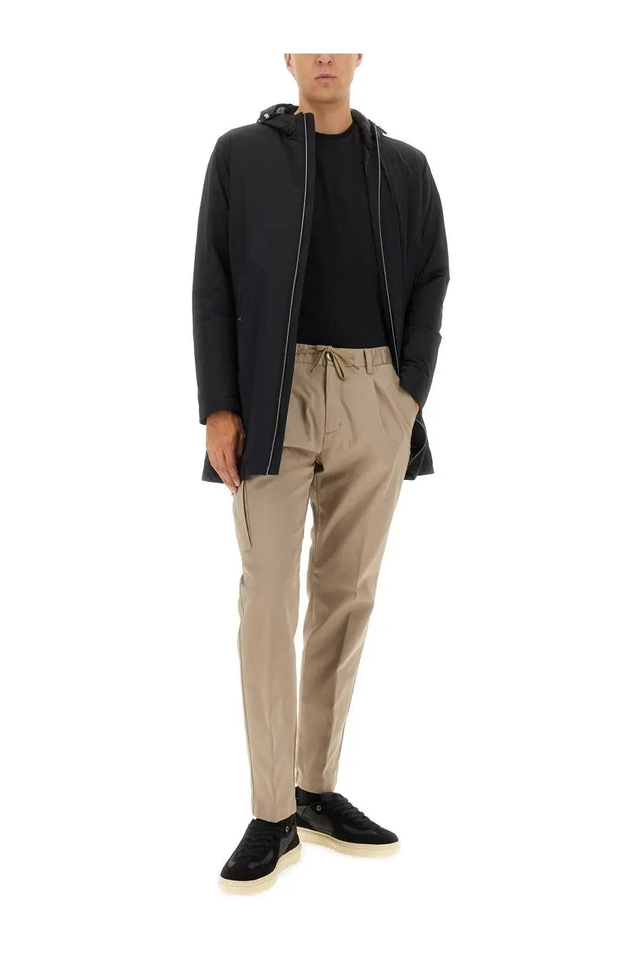 Herno men’s parka resort black hooded jacket with subtle white zipper trim and lightweight material