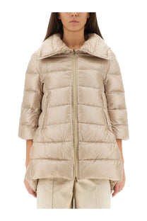 Herno women’s beige quilted puffer jacket with wide collar and three-quarter sleeves in Giubbotto Shape Cleofe style