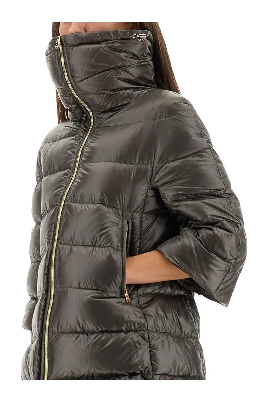 Herno women’s shape cleofe jacket black black quilted puffer jacket with high collar and gold tone zipper accents