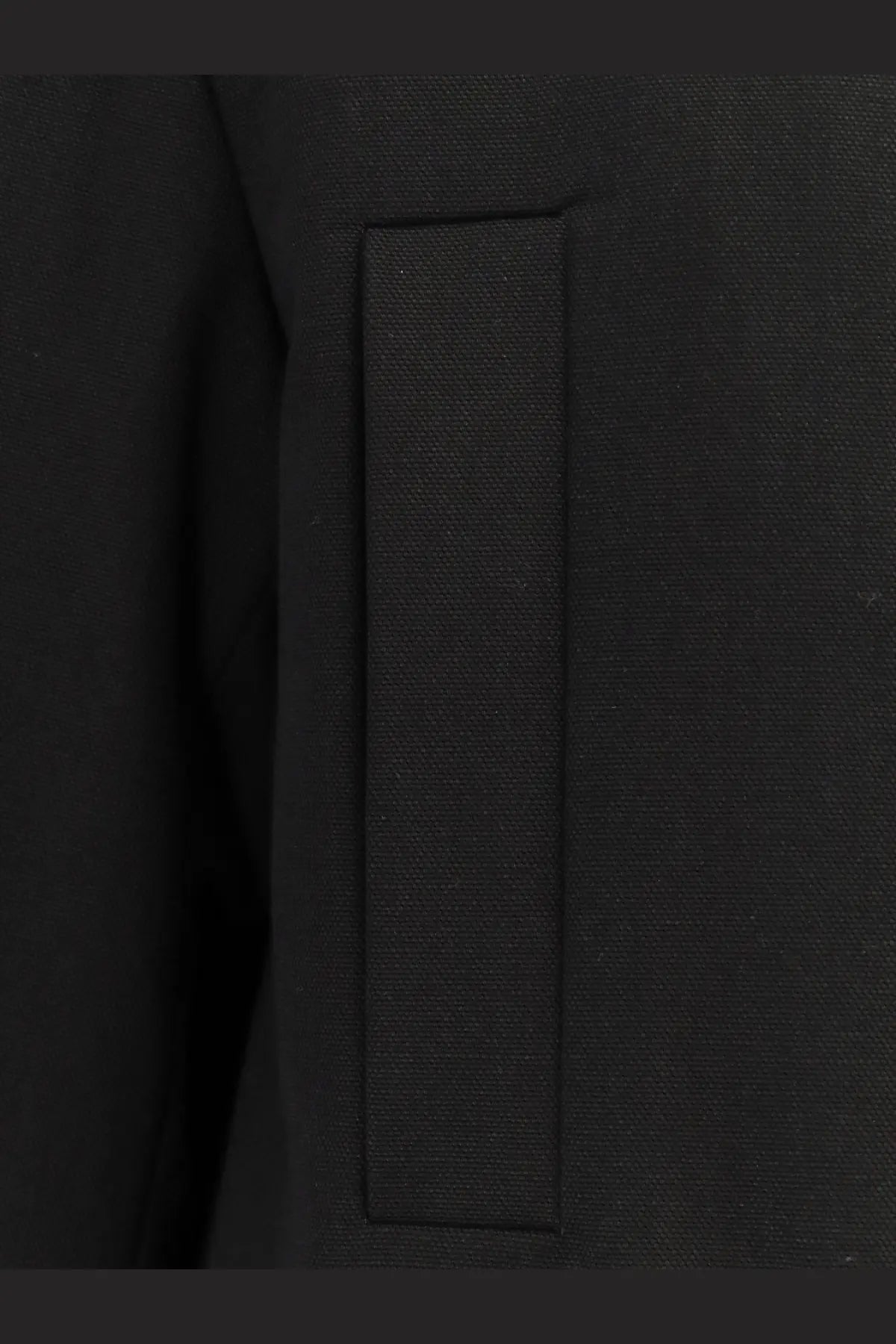 Hevò men’s castel del monte black cotton jacket pocket with textured fabric and precise stitching detail