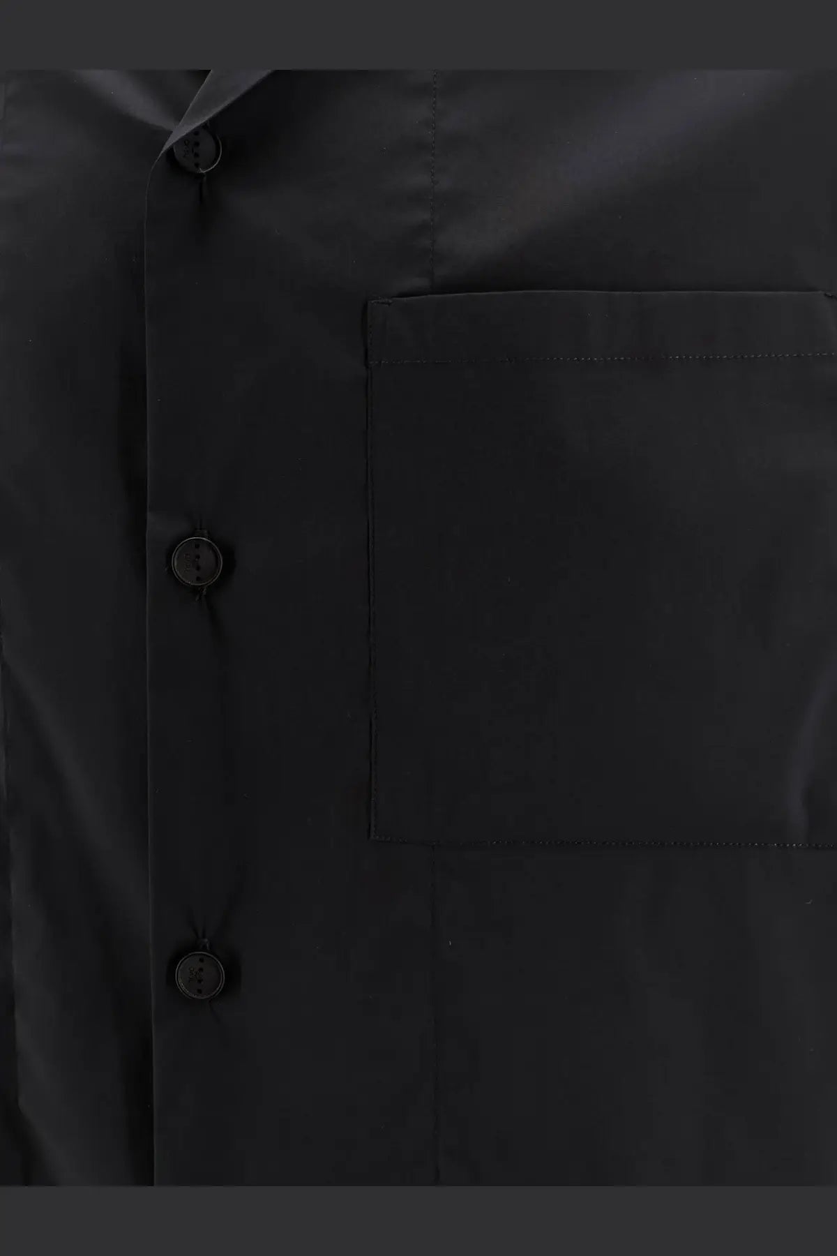 Hevò men’s black cotton blend button-up shirt with a sleek minimalist design and subtle stitching details