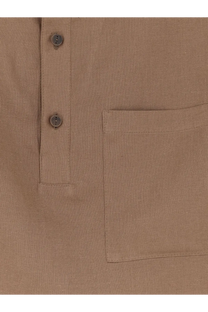 Hevò men’s montursi beige linen and viscose button-up shirt with two dark gray buttons and single chest pocket