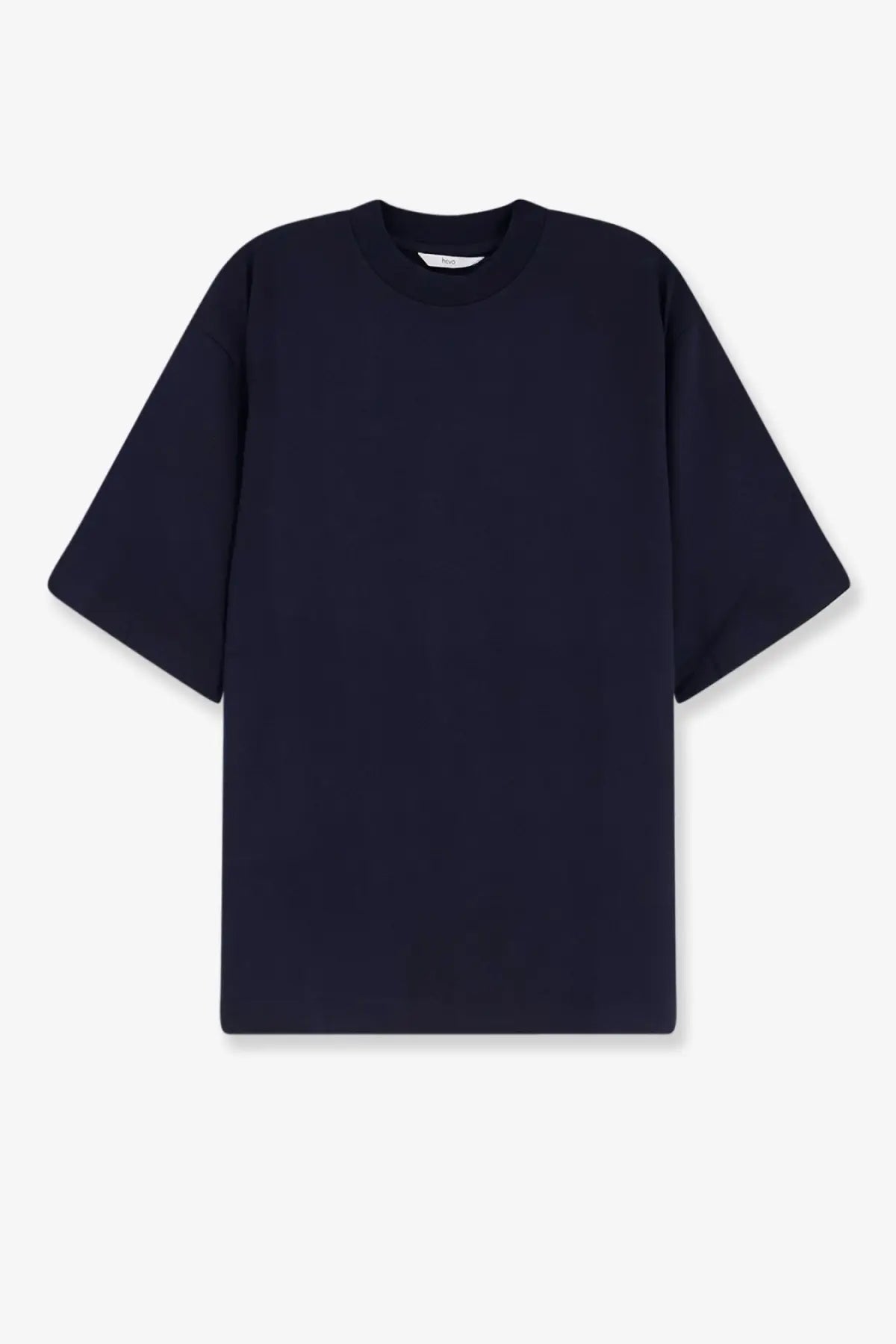 Hevò men’s Mulino cotton shirt blue oversized navy blue crew neck t-shirt front view in soft cotton fabric