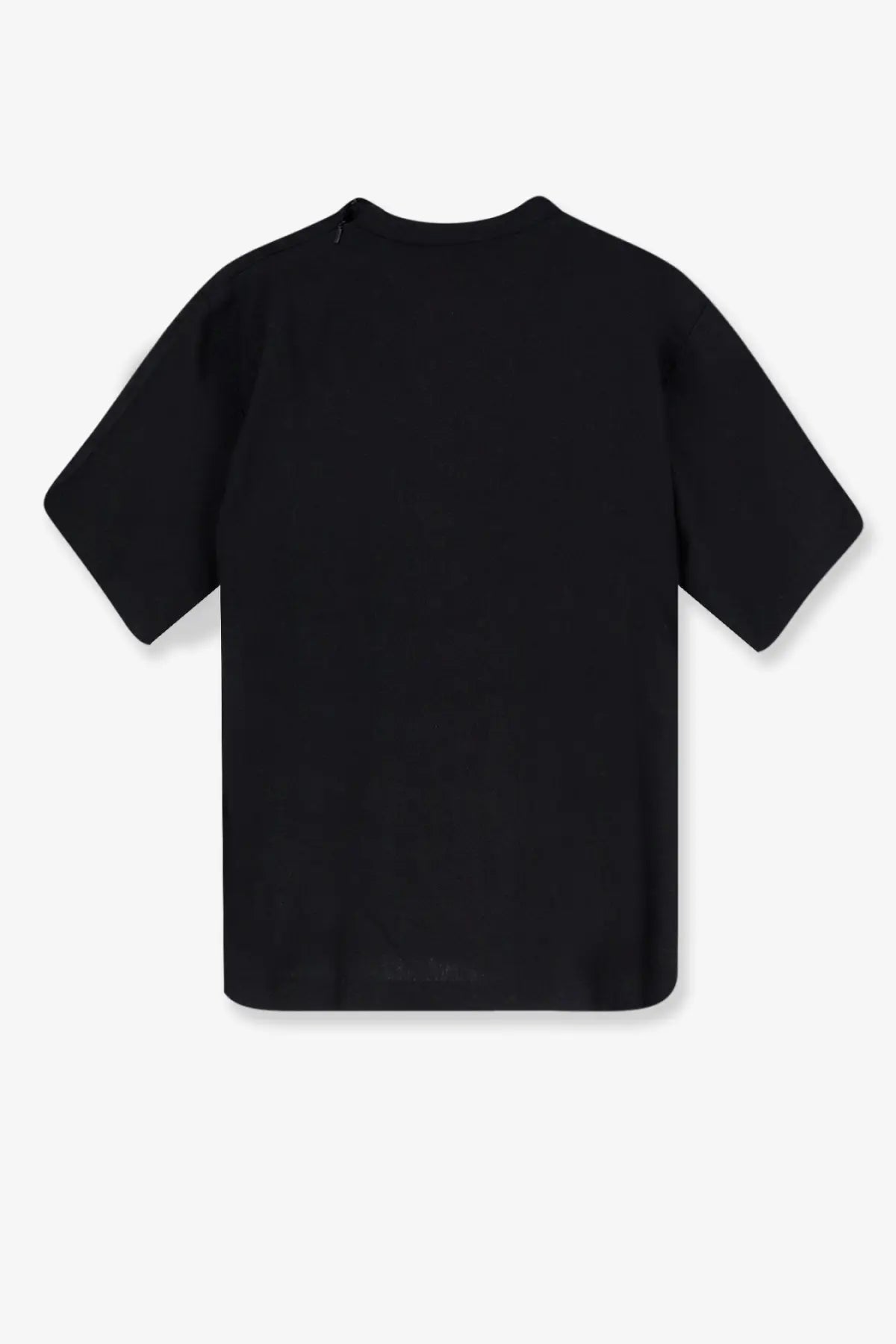 Hevò men’s ripalta black short-sleeved t-shirt made from linen and viscose blend with subtle stitching details