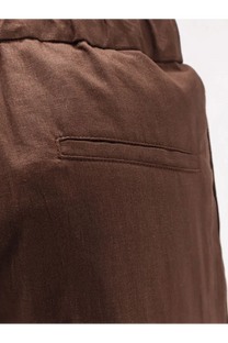 Brown hevò men’s torre chianca linen and viscose trousers with subtle texture and single welt pocket back view